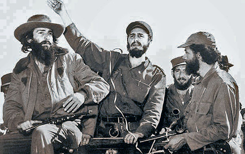 Fidel Castro po príchode do Havany po víťazstve revolúcie 8. januára 1959.