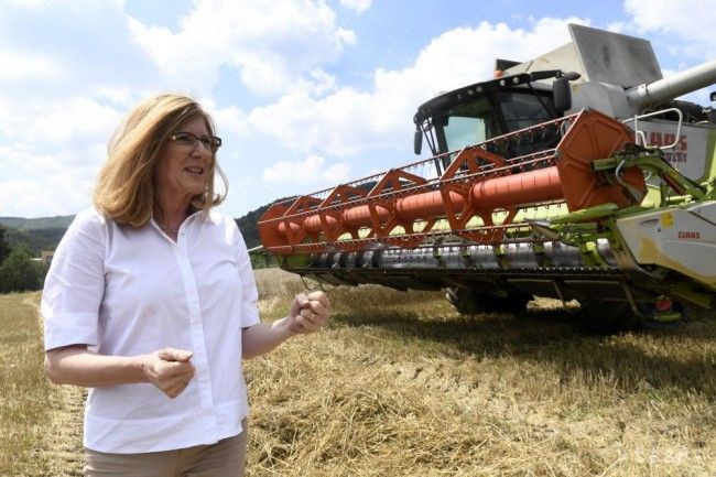 Ministerka pôdohospodárstva Gabriela Matečná sľubuje, že tento rok vznikne špeciálny inštitút, ktorý bude riešiť problémy farmárov