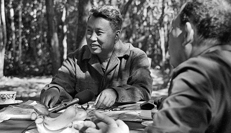 Ideológiu režimu Červených Kmérov rozvinul Saloth Sar, prezývaný Pol Pot. 