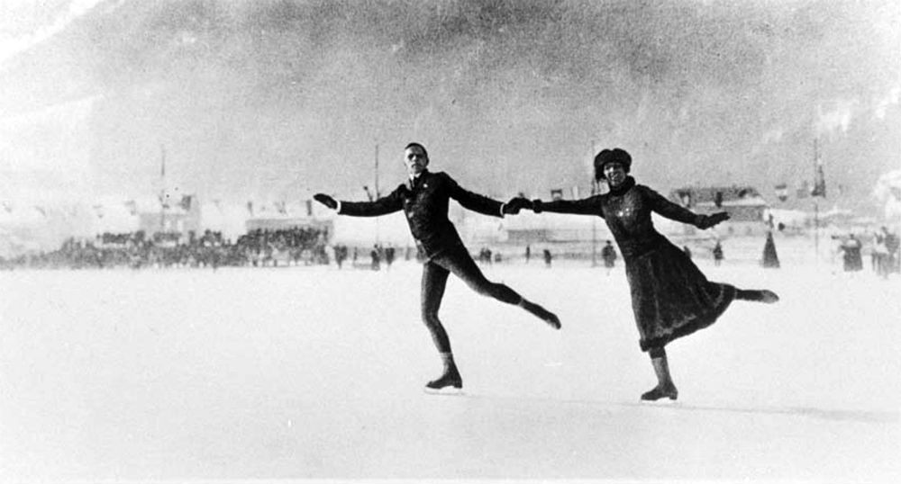 Fínsky krasokorčuliarsky pár Walter a Ludovika Jakobssonovci obsadil na I. Zimných olympijských hrách v Chamonix druhé miesto.