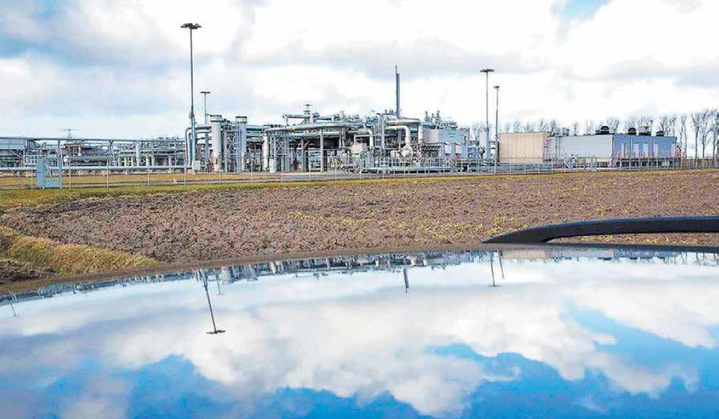 Aj plynárenský priemysel čakajú výzvy pri zbavovaní sa uhlíka. Na snímke je závod nachádzajúci sa na groningenskom ložisku zemného plynu v Holandsku.