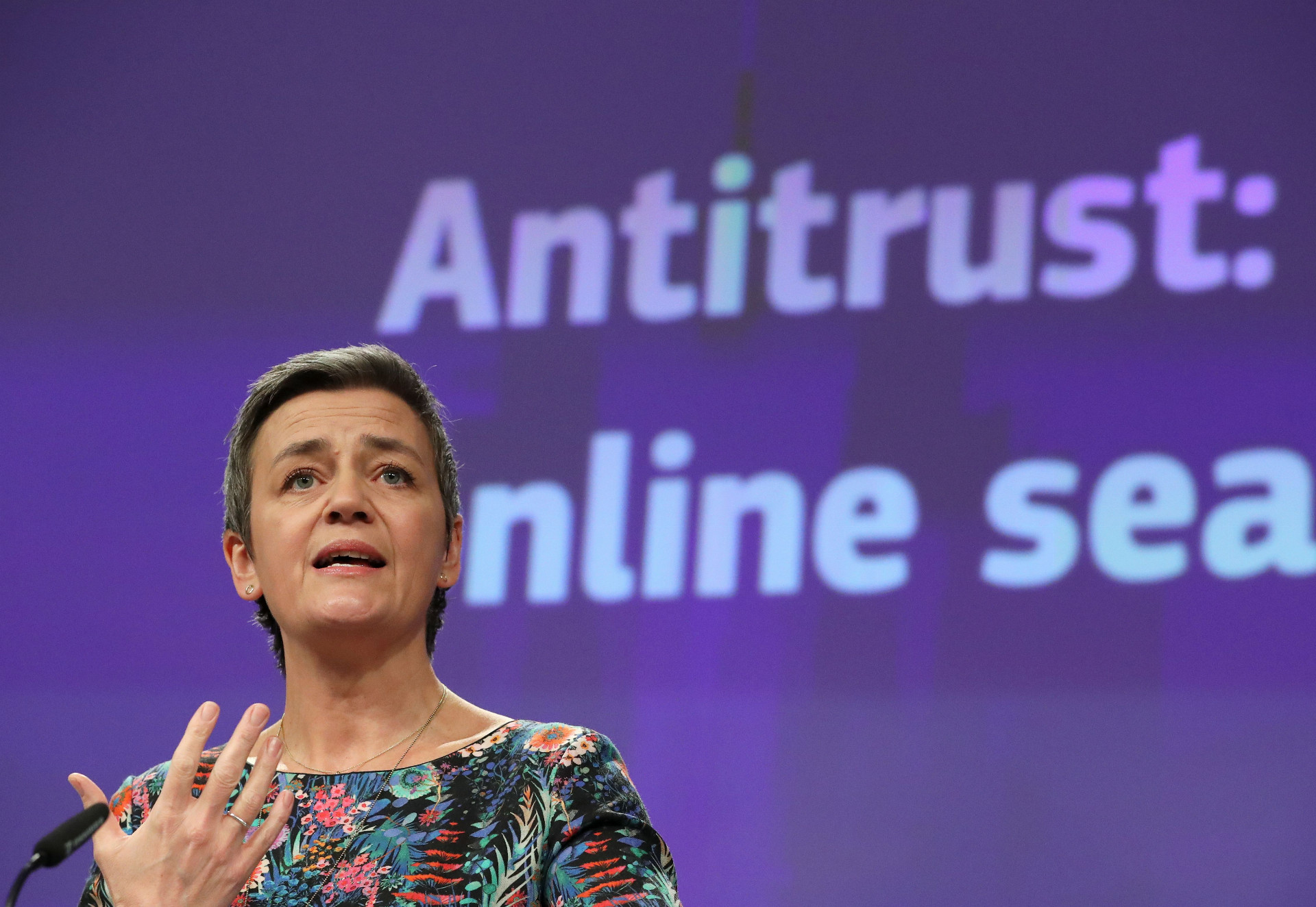Eurokomisárka Margrethe Vestagerová zdôraznila, že pokuta pre Google je za 10 rokov porušovania pravidiel.