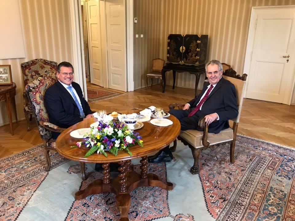 aa5dfb71-9be0-4bca-a3db-1496a3ad250c