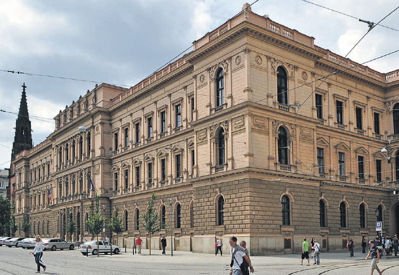 Ústavný súd v Českej republike (na snímke) je druhý najstarší na svete. Počas prvej republiky vytváral aj slovenské ústavné právo.