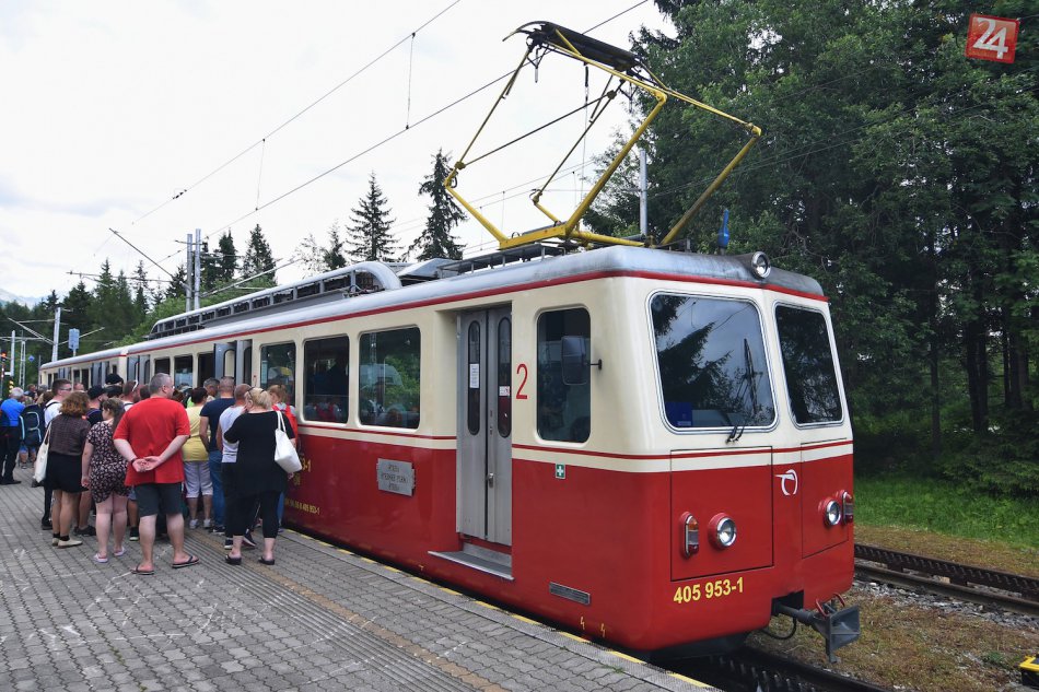 Súčasné vlaky na ozubnici slúžia už polstoročie a čoskoro ich nahradia nové od švajčiarskeho výrobcu SLM Winterthur.