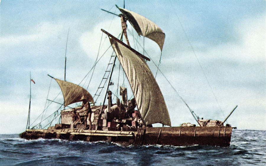 Heyerdahl sa do dejín zapísal už legendárnou expedíciou Kon-Tiki, ktorou chcel v roku 1947 dokázať, že Polynéziu mohli osídliť peruánski indiáni, a nie iba ázijské národy.