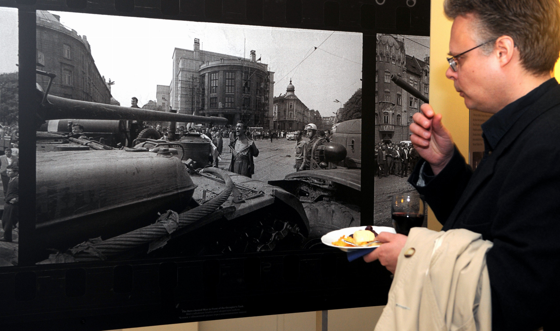 49349b76-64aa-45a6-bafd-b0afe76ead89