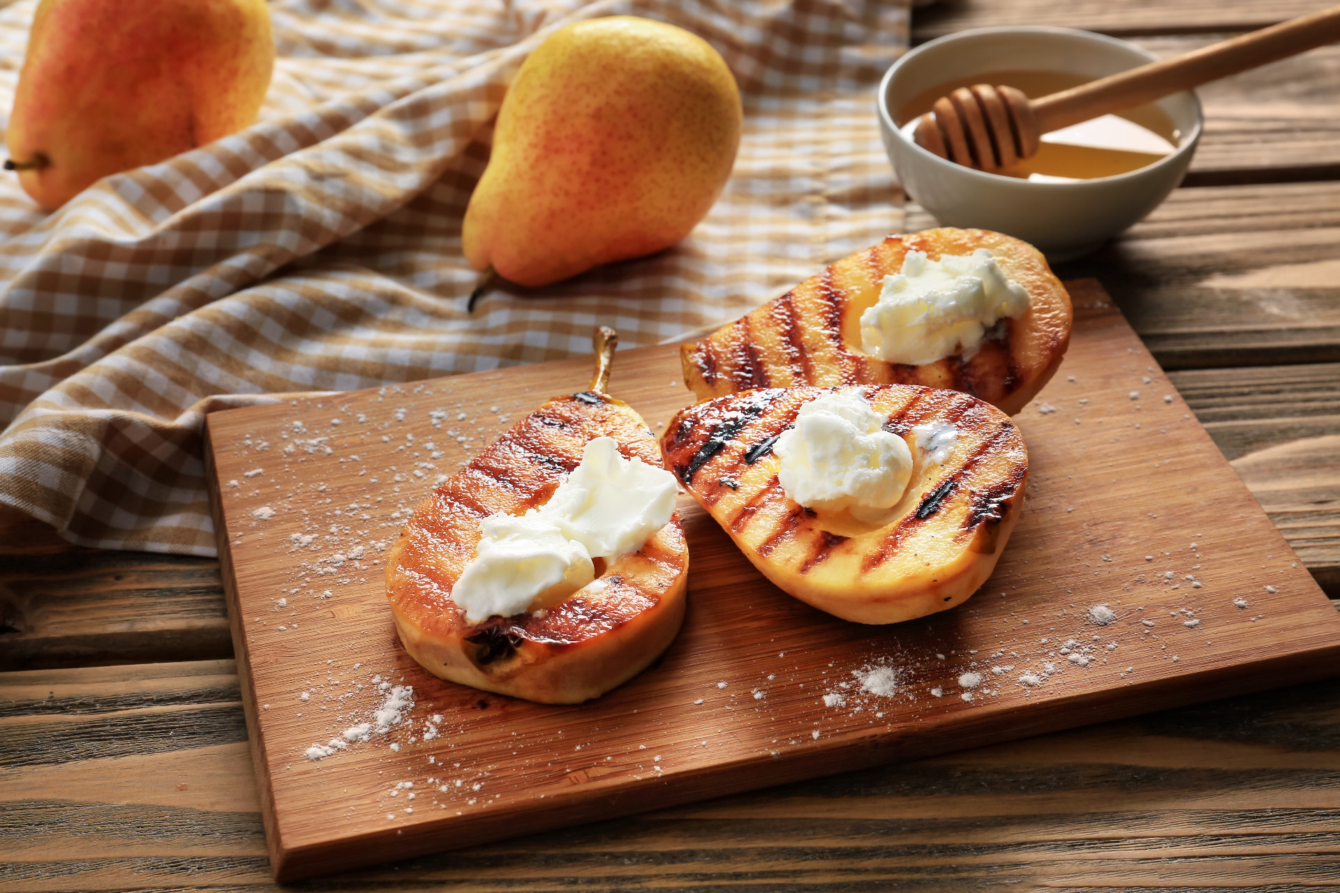 grilled pears 