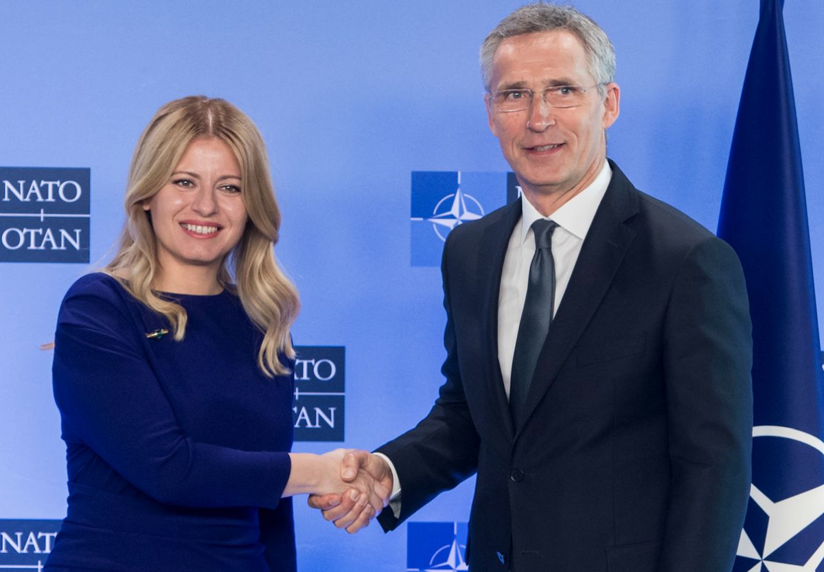 Zuzana Čaputov&aacute; a Jens Stoltenberg