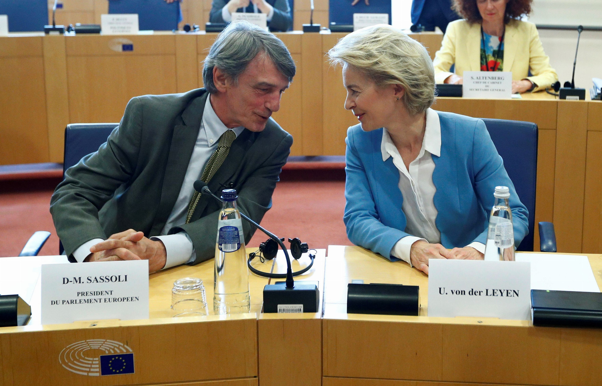 Nová generácia lídrov má príležitosť zvrátiť globálne zaostávanie EÚ. Na snímke kandidátka na predsedníčku EK Ursula von der Leyenová a predseda Európskeho parlamentu David-Maria Sassoli.