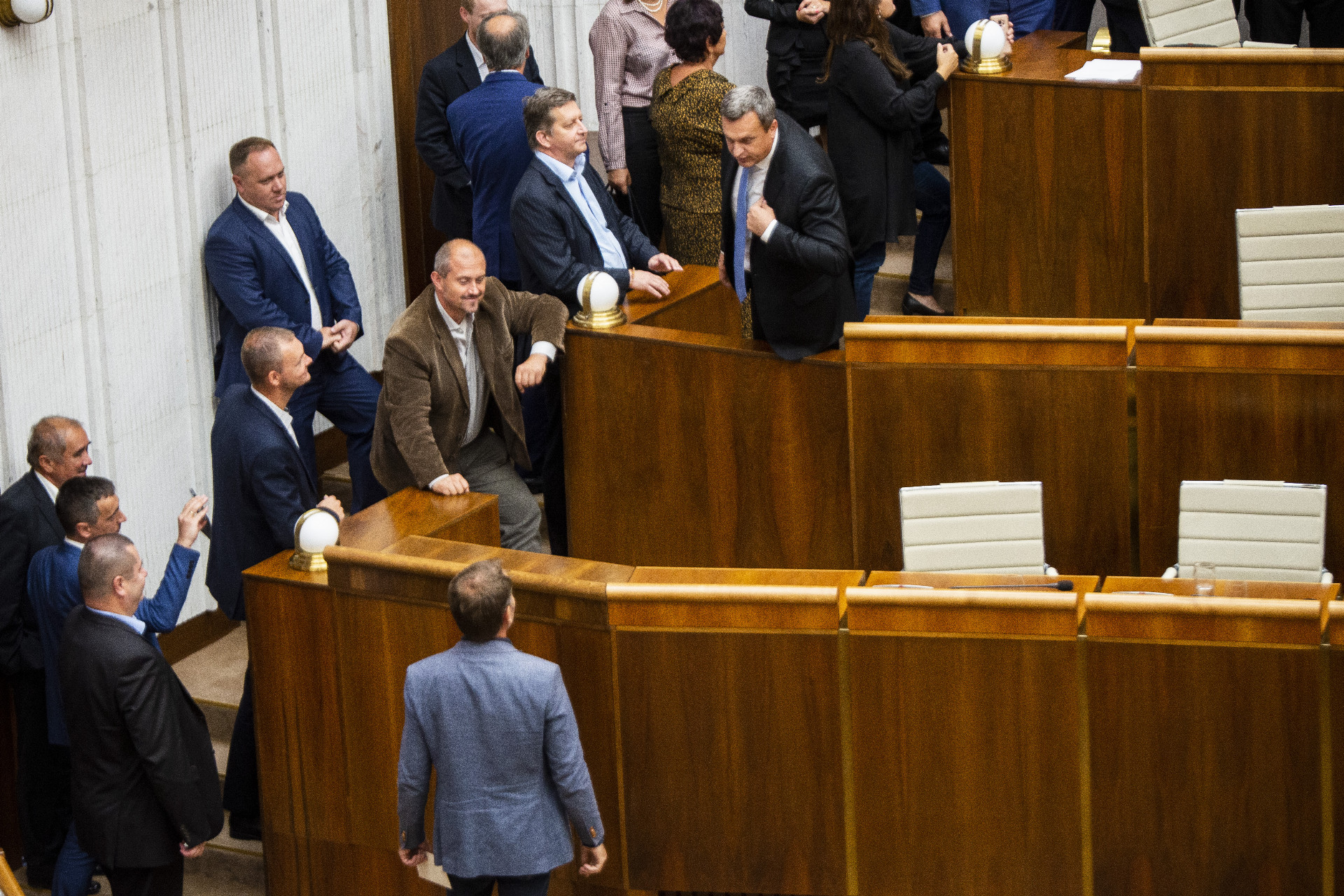 10a0f297-1fc6-4aee-88c5-1aaf31121ebc