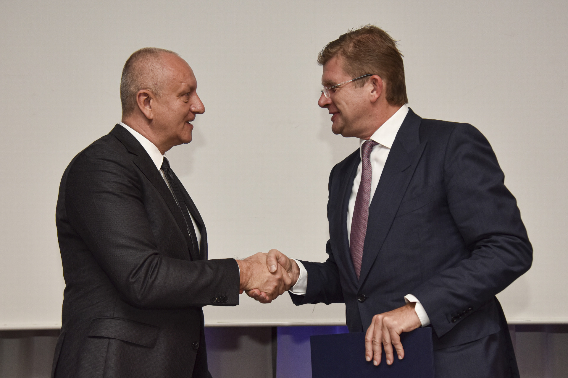 a0713514-aa4f-4291-8344-7a086ce9a079