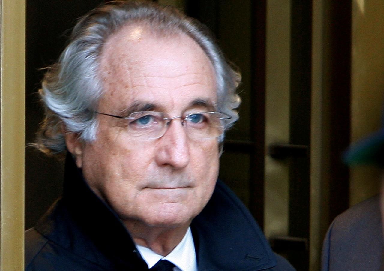 Slávny americký finančník Bernie Madoff si v súčasnosti odpykáva 150-ročný trest za finančné podvody.