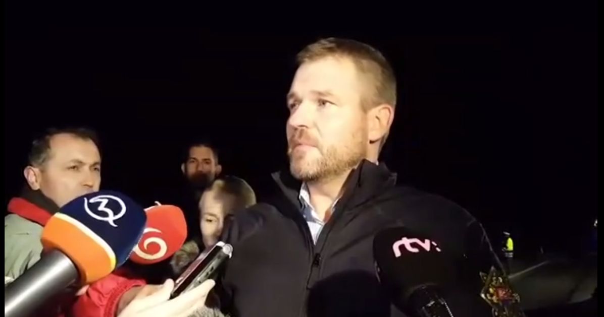 e0a82f02-9b6f-40a1-aea5-3f60eeda3152