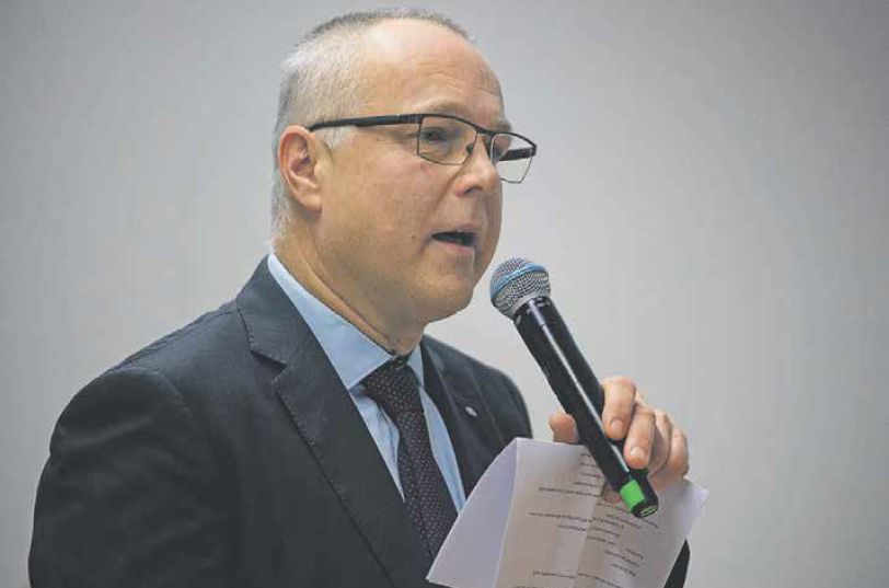 Ostatn&eacute; eur&oacute;pske krajiny robia v kontinuite podpory elektromobility oveľa predv&iacute;dateľnej&scaron;iu politiku ako Slovensko, upozorňuje Prepiak.