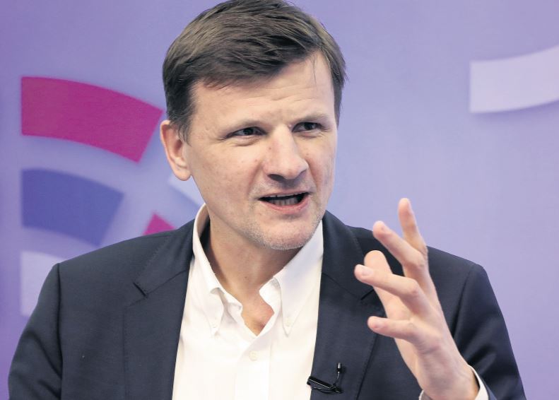 b4e728c5-bd4b-4790-bb3d-f86b015cc571