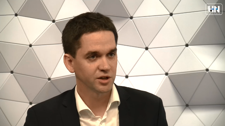 4640c6a1-ebb7-46dd-848c-59555a07bd93