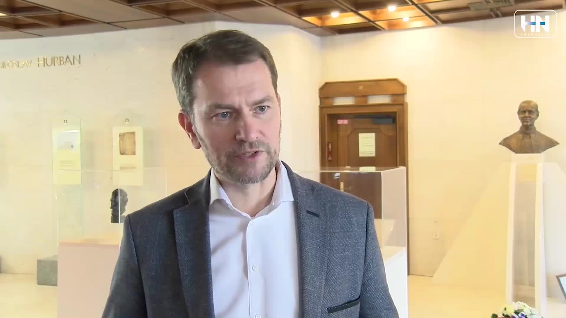 b8e4283f-de08-4b22-8662-d38e83ad4c50