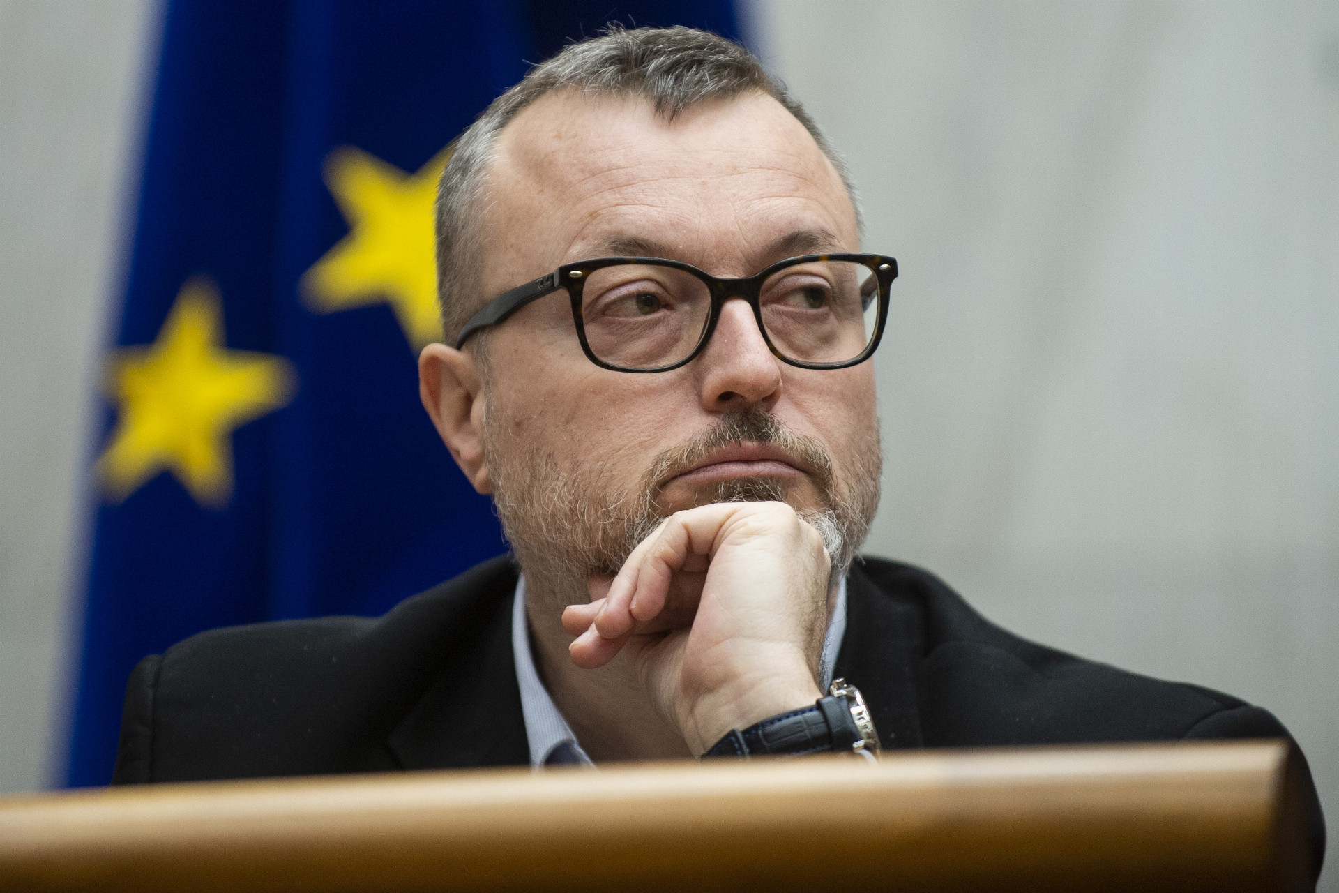 7b5a30f4-0391-41b6-8b6e-68f74a40f706