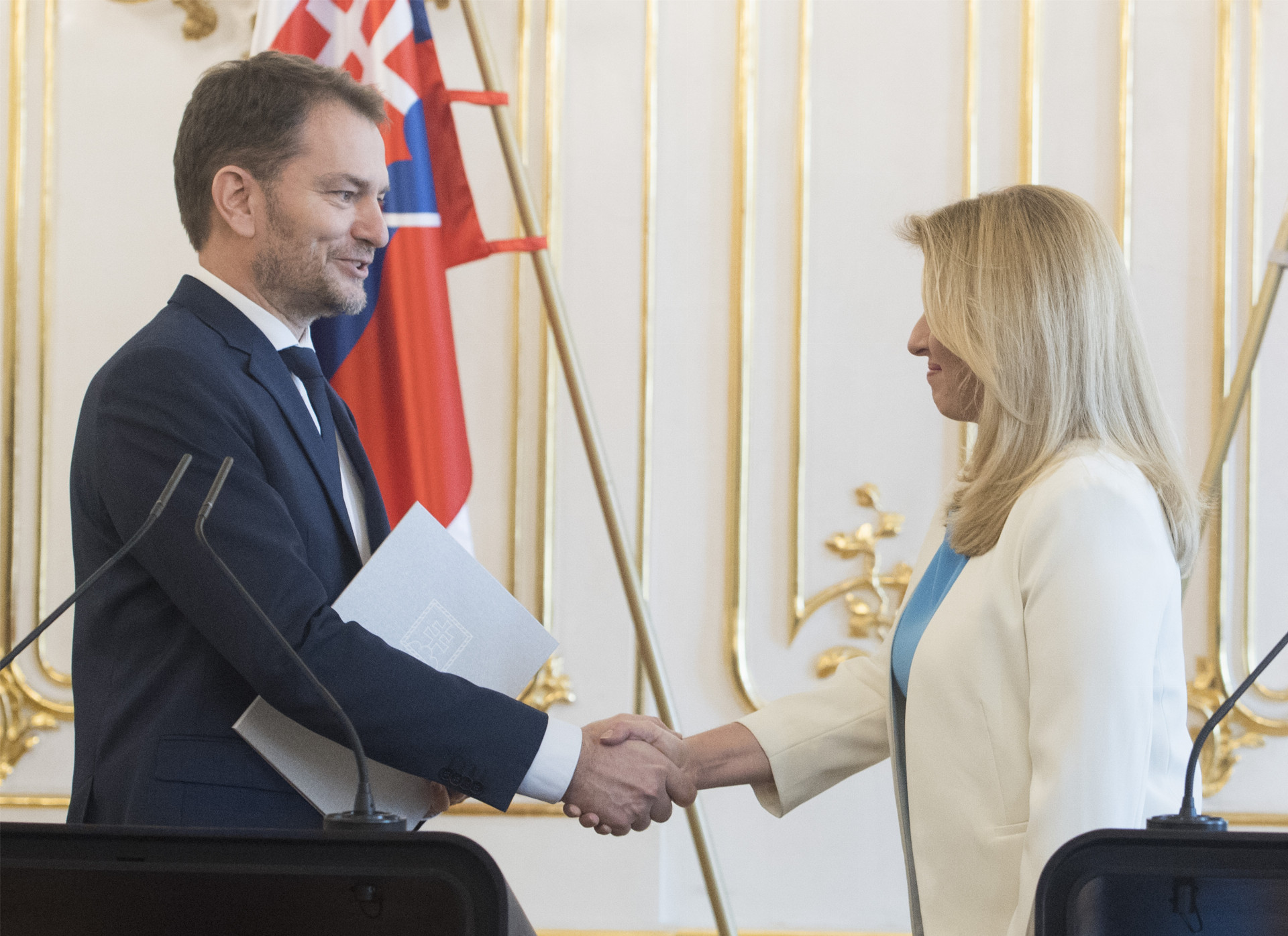 0eef34ee-be02-4ee2-afa6-55adfa013e6e