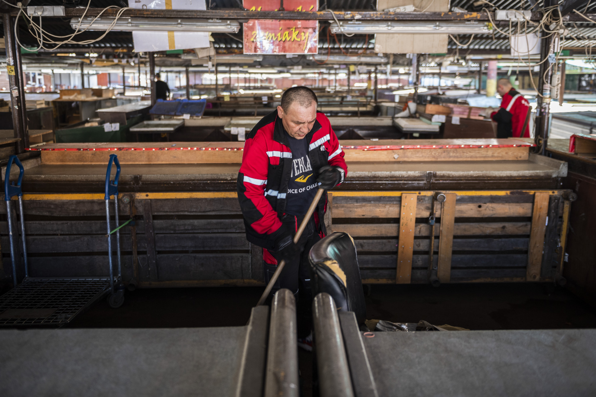 e0560aea-afc9-4ded-9cb2-e0316d6de7e3