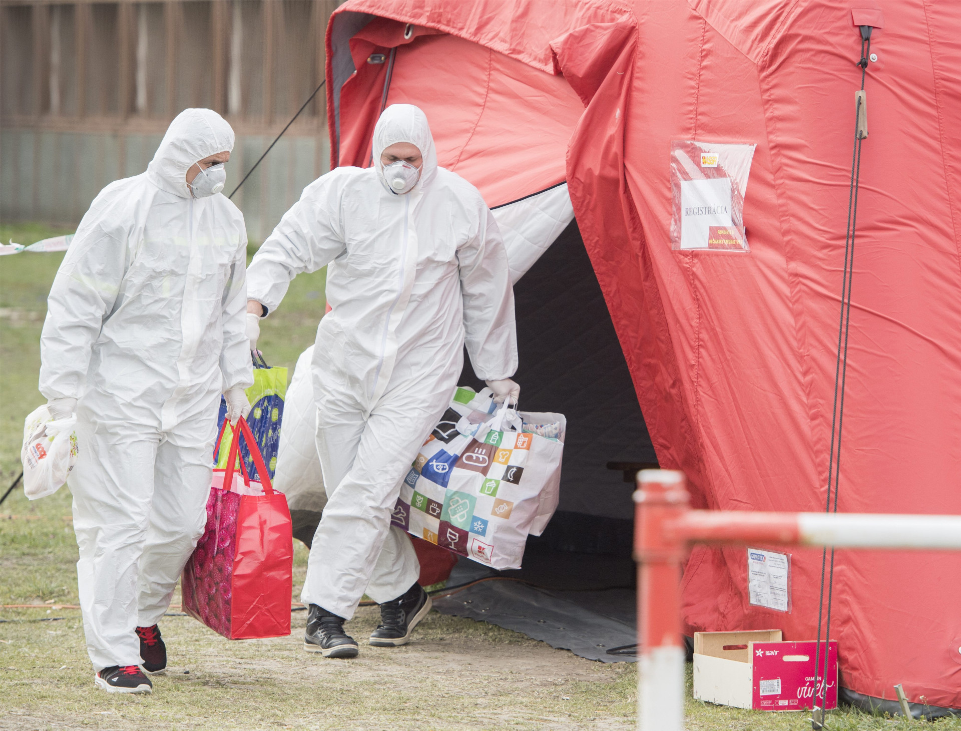 ce0f7fee-6919-4ae0-b0ca-a05e93e579a2