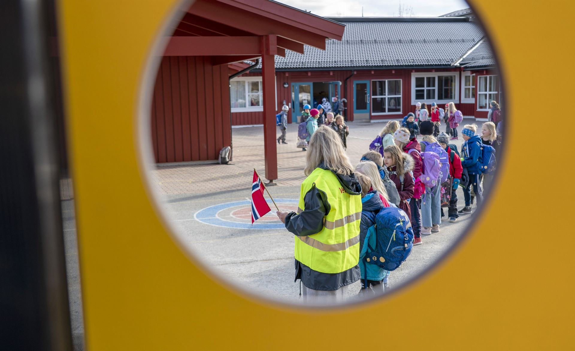 V Európe otvárajú školy a škôlky vo viacerých krajinách. Napríklad aj v Nórsku.