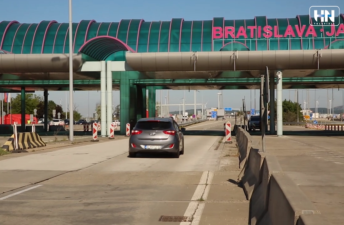 9d0f157c-a97c-48dc-be2a-cc7f5444ef63