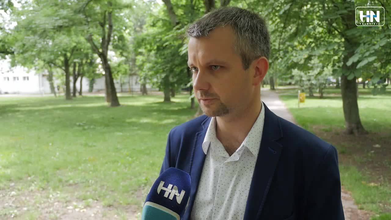 a4c8ae59-2ce7-4b13-8dca-c15e58d750f8