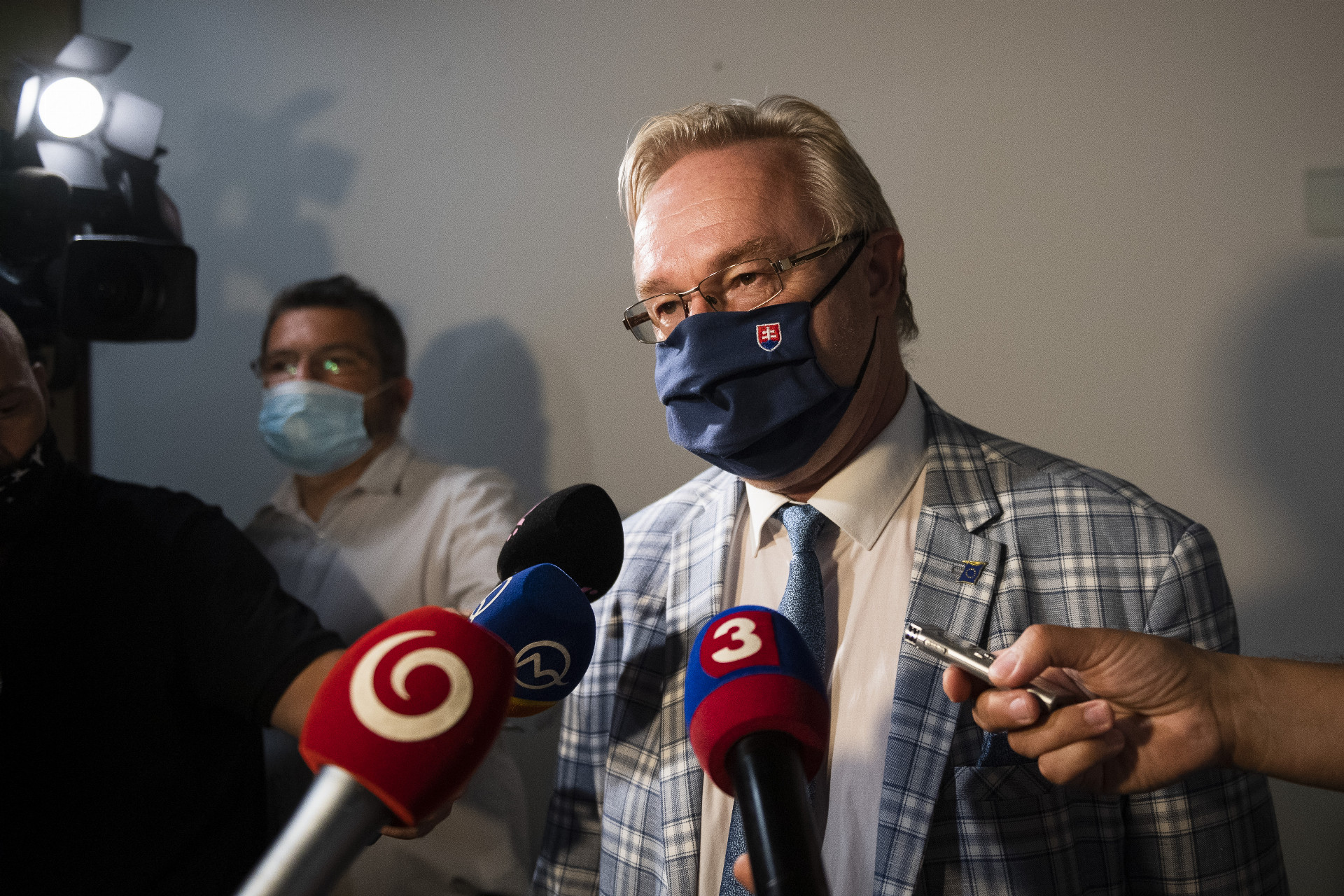 3259999d-0696-4670-afd7-87bb0b6fcb83