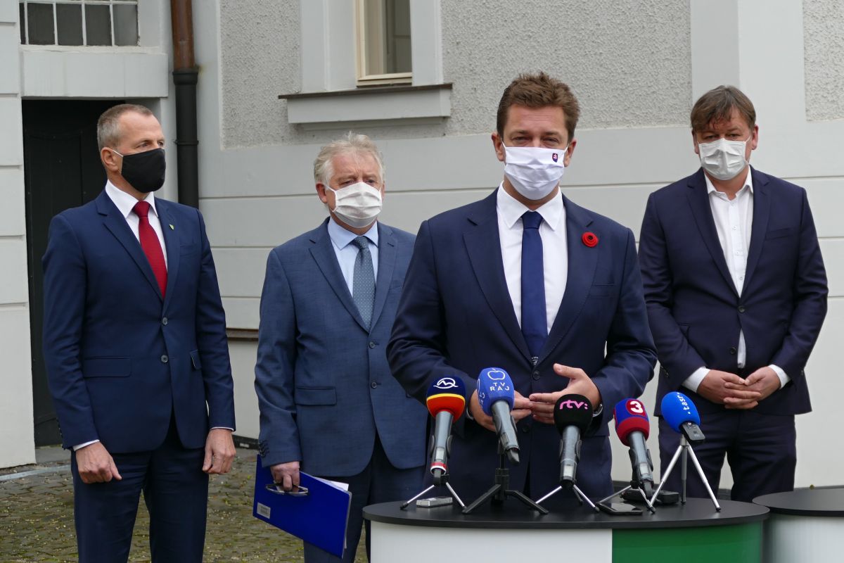 8abb09e1-a93e-41d9-8cd7-40c6e2c1196d