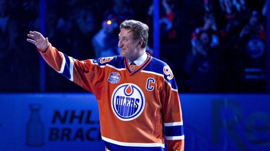 Wayne Gretzky počas svojej kariéry doviedol Edmonton k štyrom Stanleyho pohárom.