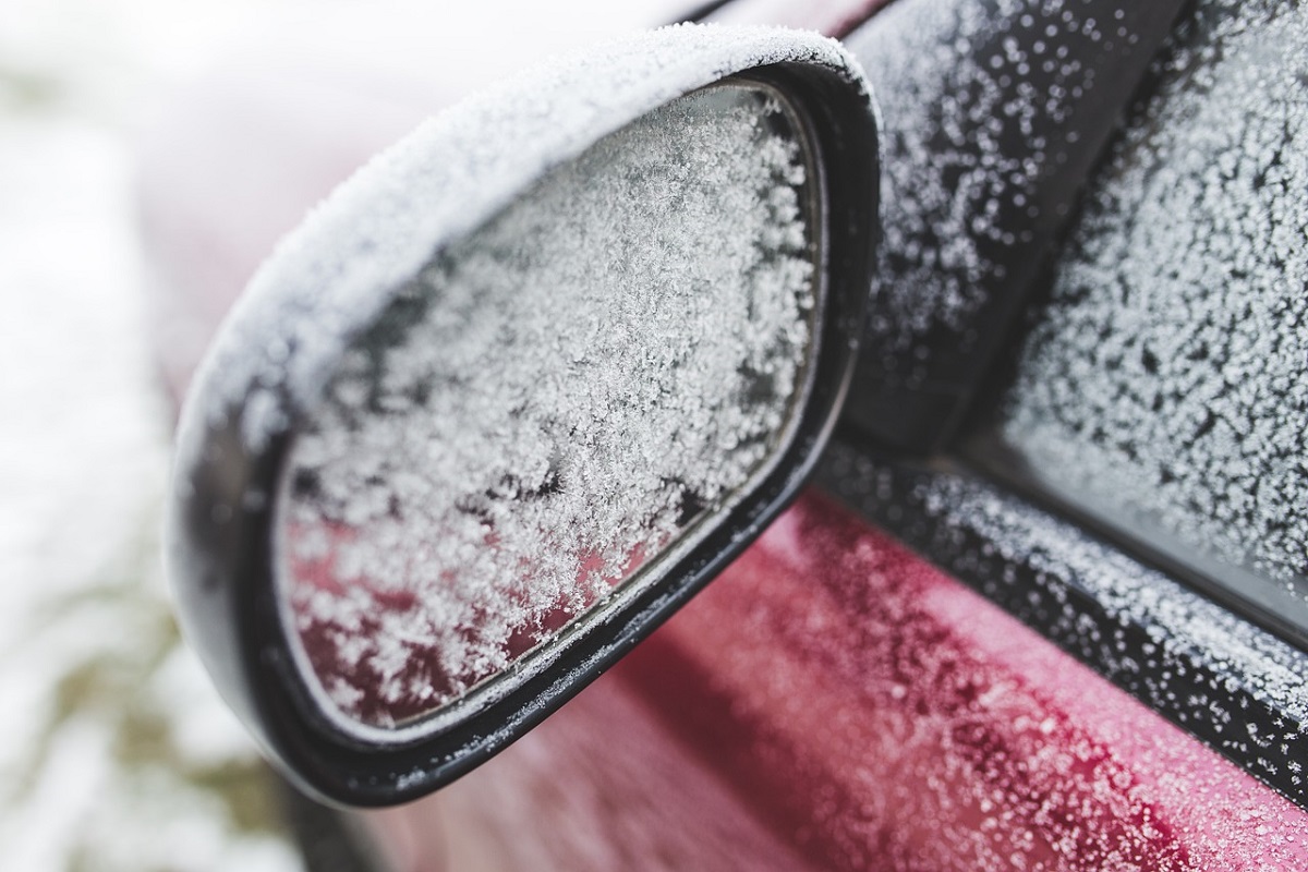 Auto v zime vie poriadne potrápiť