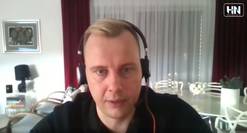 42710083-f5b7-443e-ad9c-50f5a019cfad