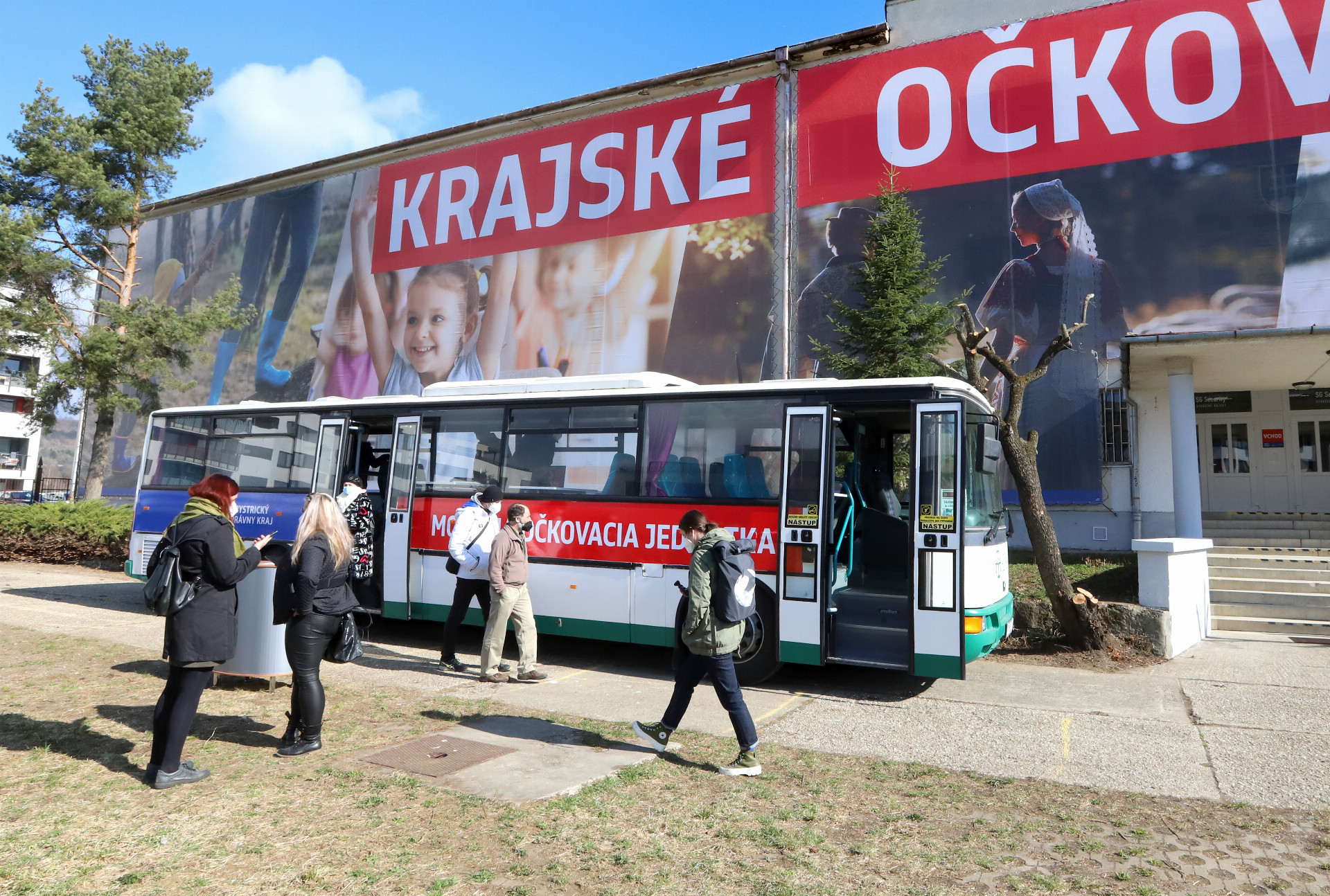 97bcc442-7145-4efc-bfcf-0e88d00b382e