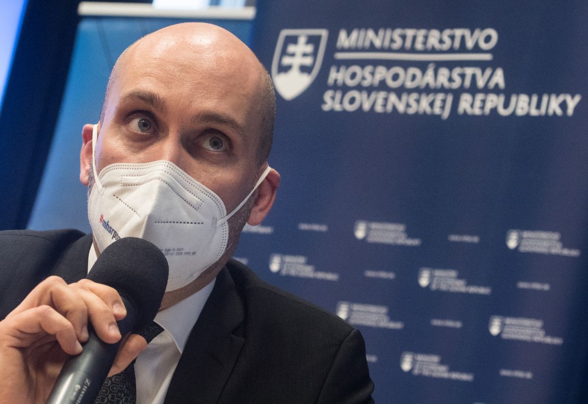 9eeb0842-f1ea-43bd-845a-44f20f201112