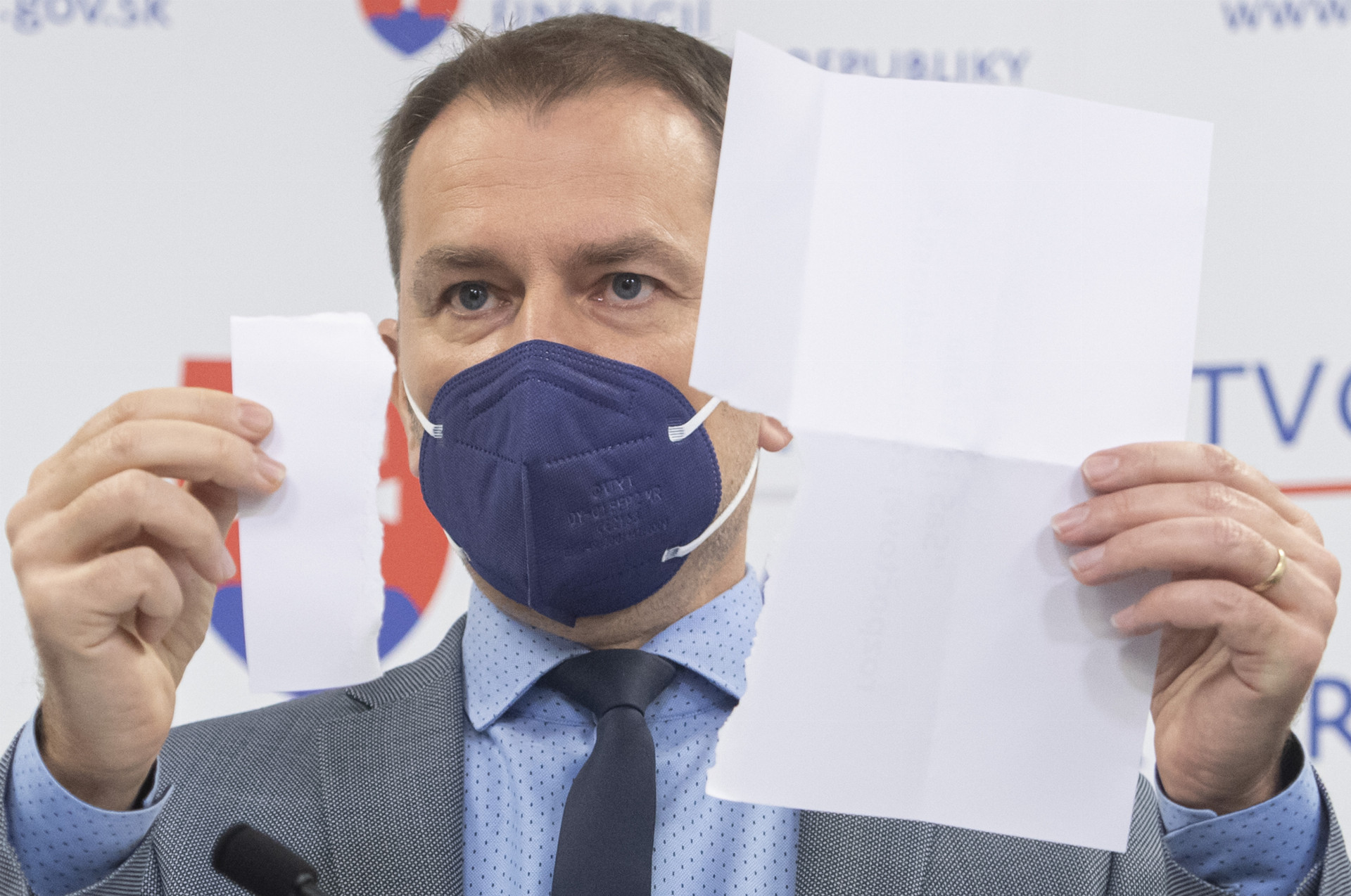 d95e1d89-8f16-402f-9602-b3b918706520