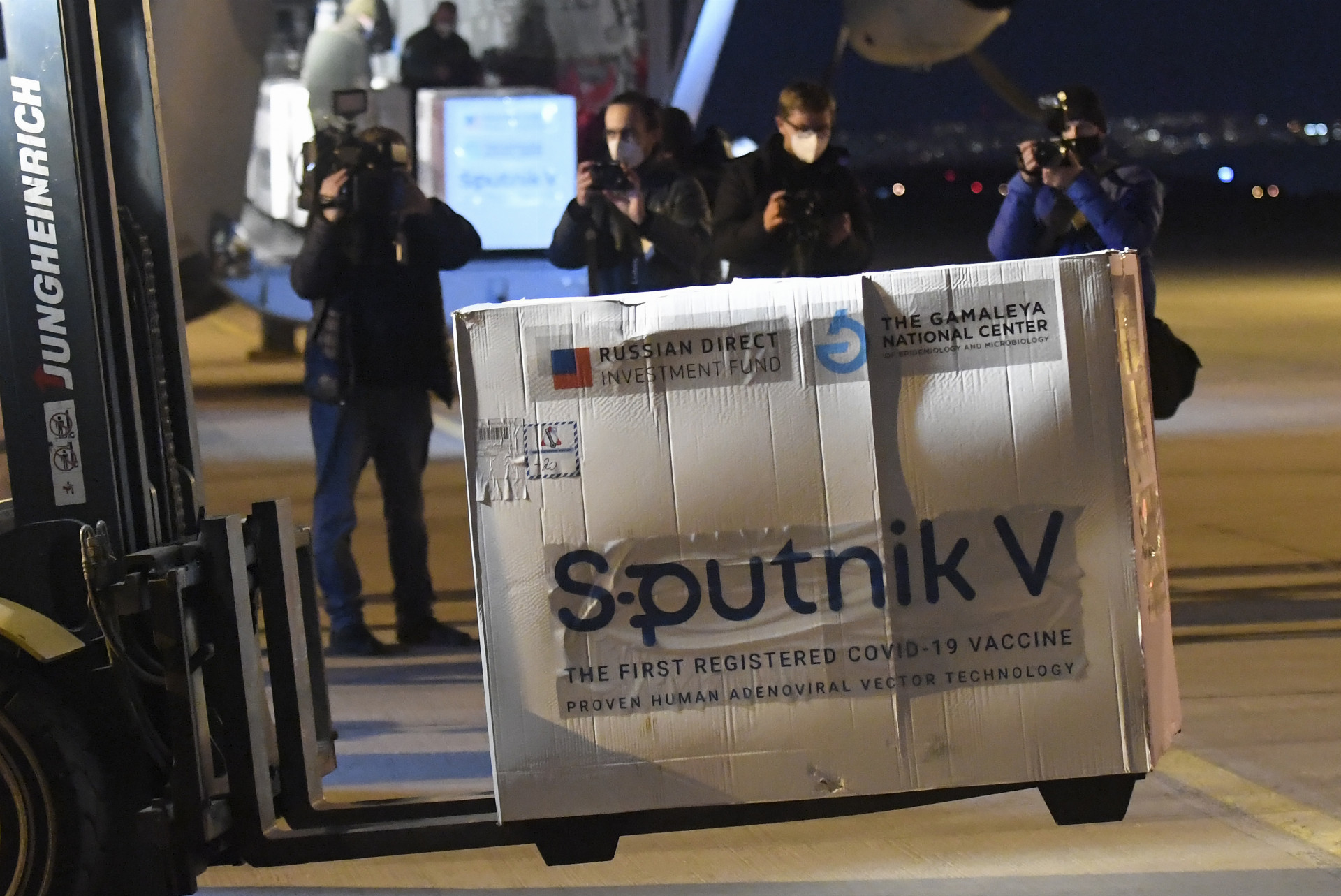 V dodatku k zmluve so Sputnikom V sa objavilo aj meno šéfky ŠÚKL