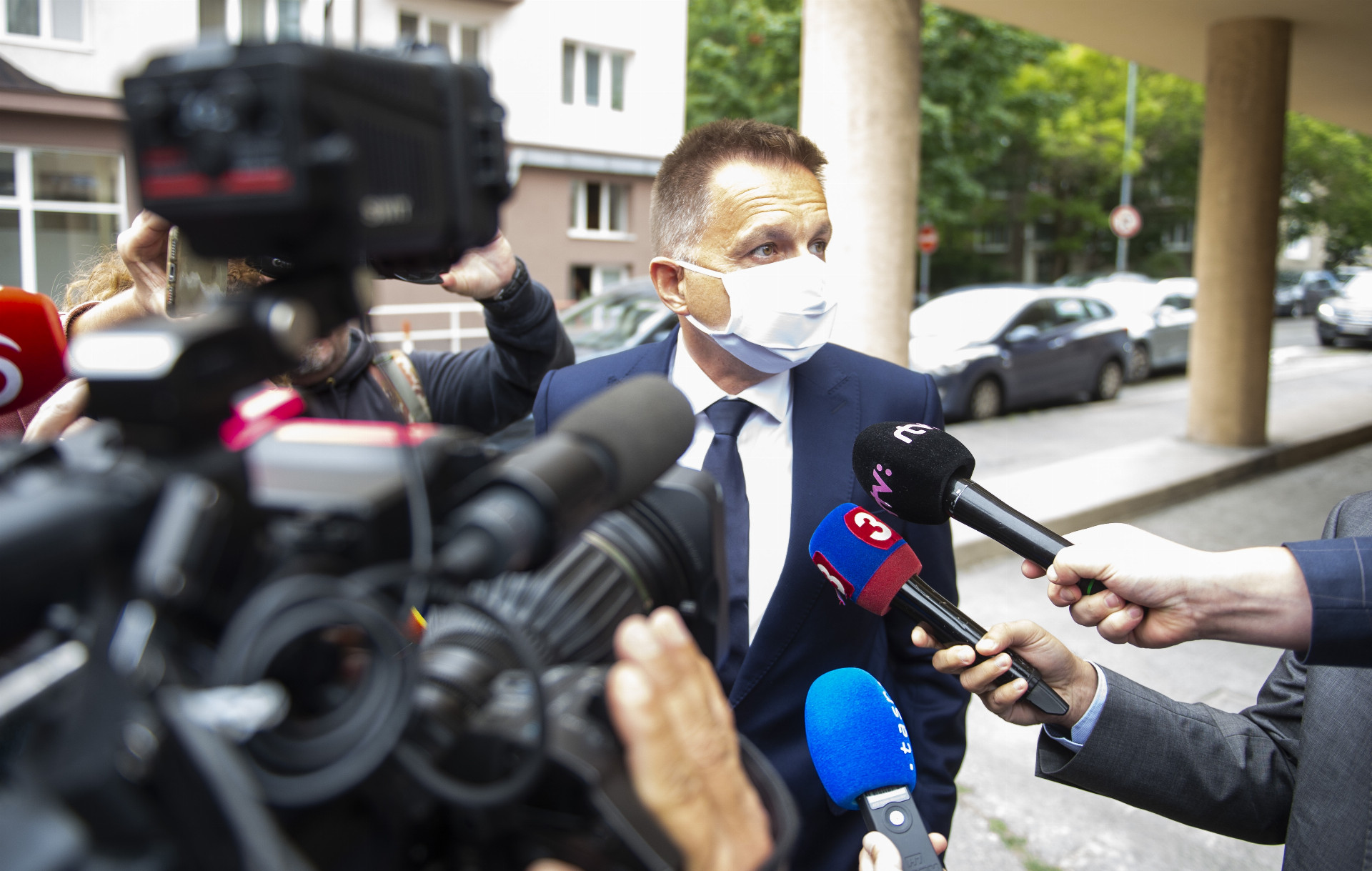 88a6aac9-0c55-4899-bed7-abcad31bd60e