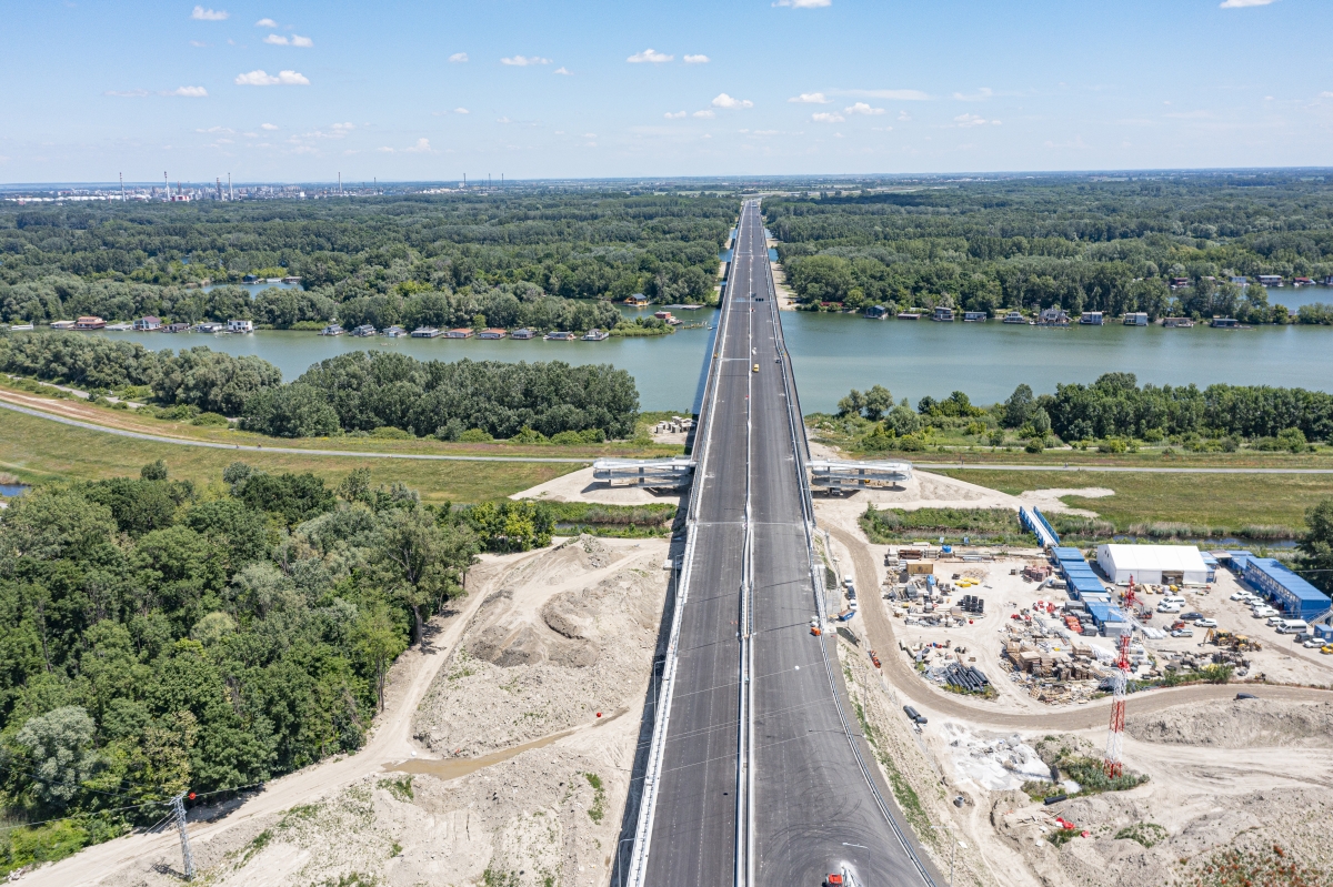 969597cf-f7ce-4932-bfac-ff77dea4f4c2