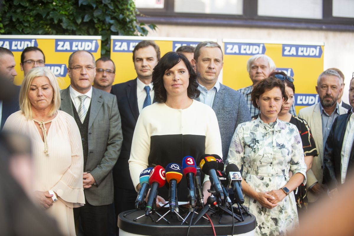 80b5e674-057c-43fe-8e1b-4089a44df2fa