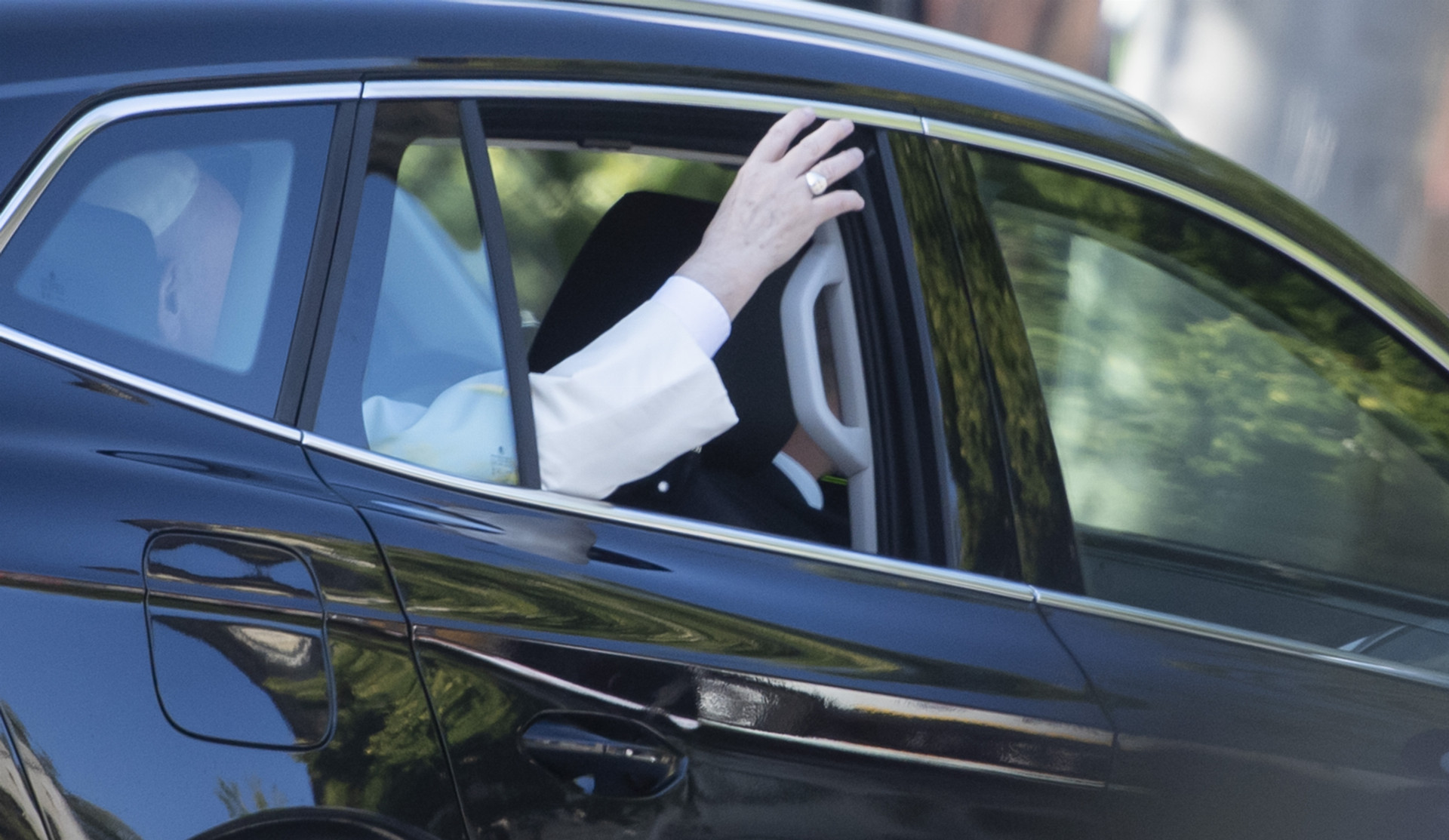 e7a632ff-08c5-44d6-8192-873f6a9983c5