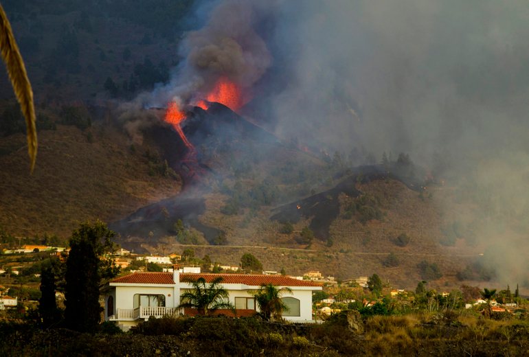 Po 40 rokoch sa prebudila sopka na ostrove La Palma