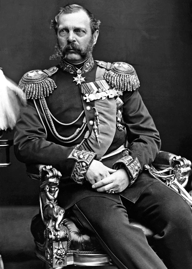 Cár Alexander II. (1818 – 1881) sa do dejín zapísal ako reformátor, ktorý sa usiloval pomery v Rusku zmeniť k lepšiemu. Najmä medzi roľníkmi sa tešil obľube a vyslúžil si označenie Osloboditeľ, čo súviselo s jeho nariadením o zrušení nevoľníctva. 