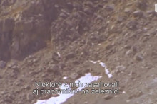 Odtrhnut&yacute; kus skaly zničil mesto. V&aacute;žil 90 mili&oacute;nov ton1