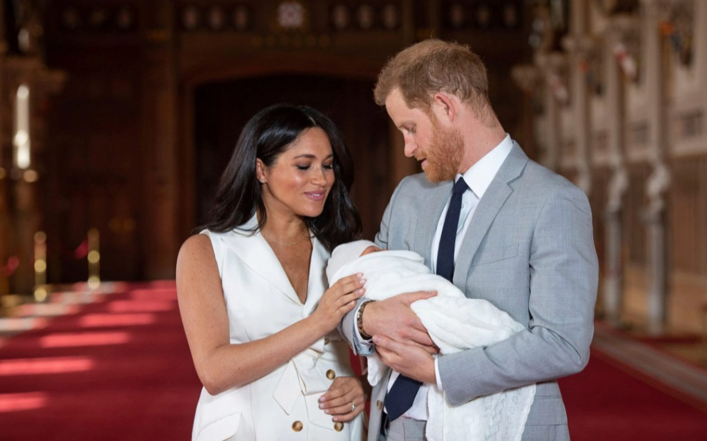 Najnovší prírastok v kráľovskej rodine je dcéra Meghan Markle a Princa Harryho.