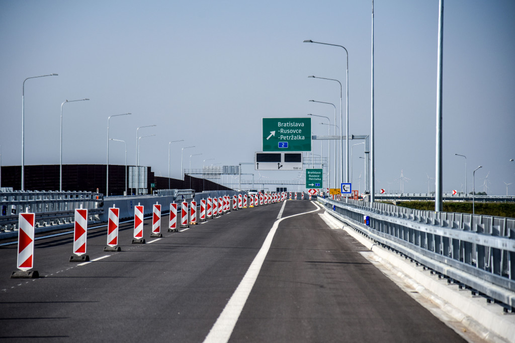 3b21d69b-8afd-4e9c-ae43-1d5ba23694d3