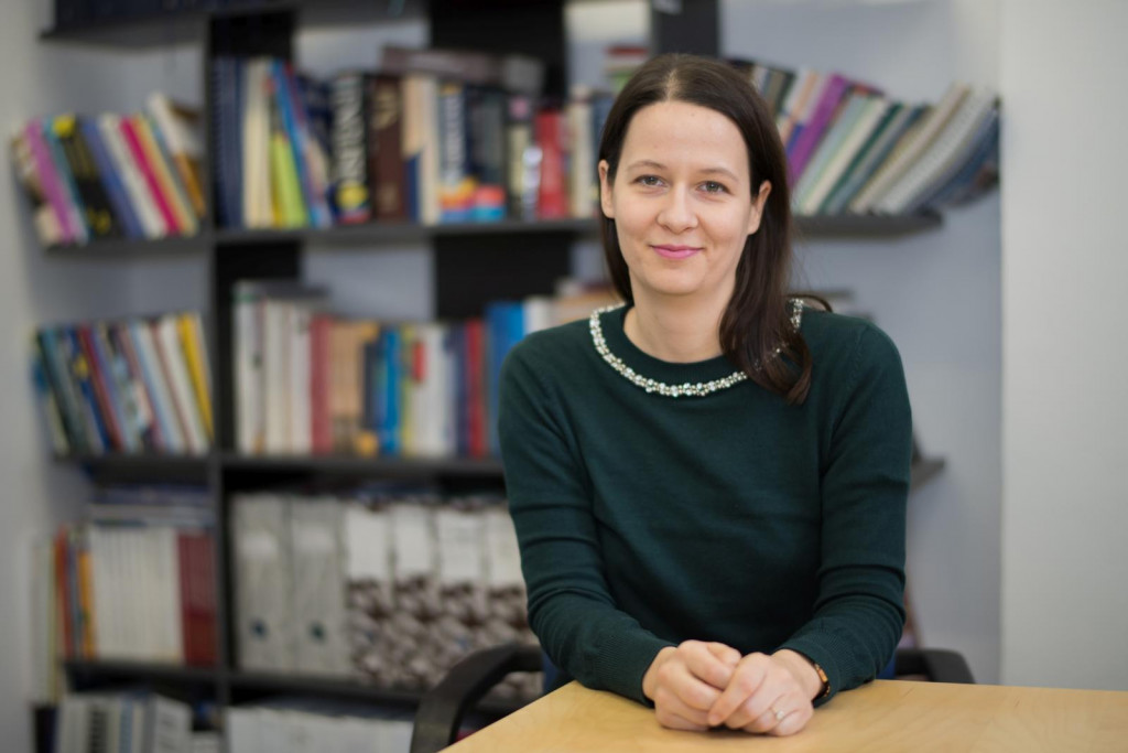 e239fce4bae22b835ecc021e3b3c09ea