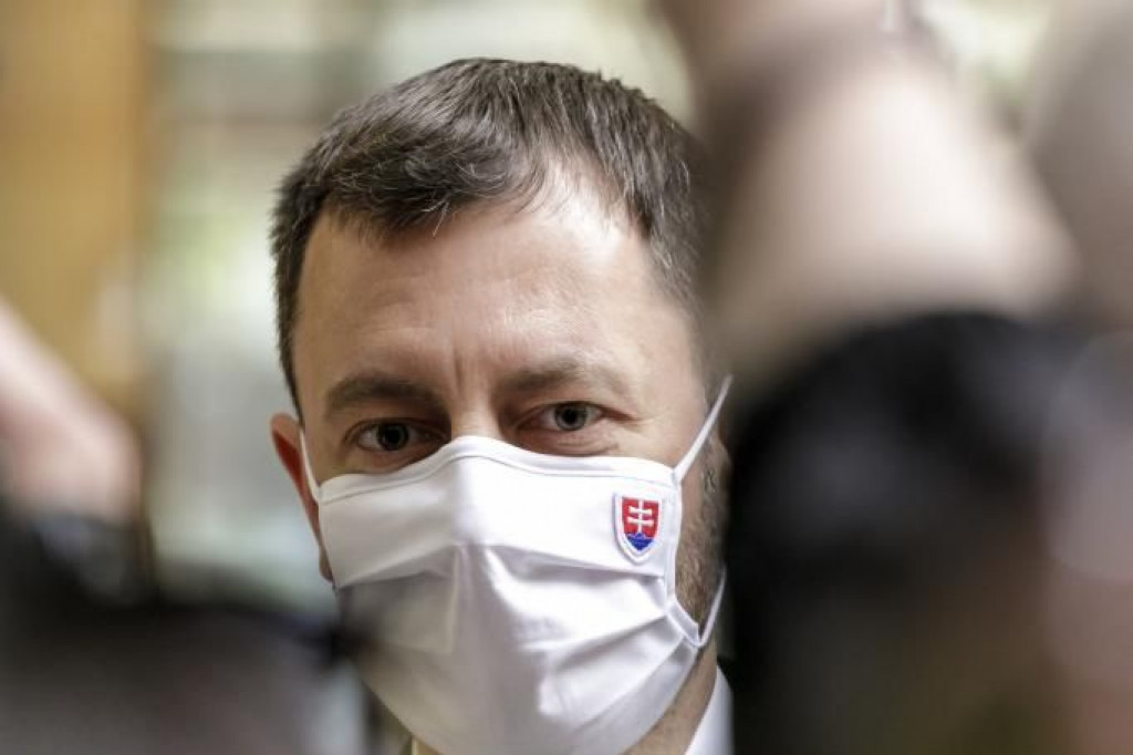 S n&aacute;strojom e-fakt&uacute;ra pri&scaron;iel b&yacute;val&yacute; minister financi&iacute; a aktu&aacute;lny predseda vl&aacute;dy Eduard Heger začiatkom roka.