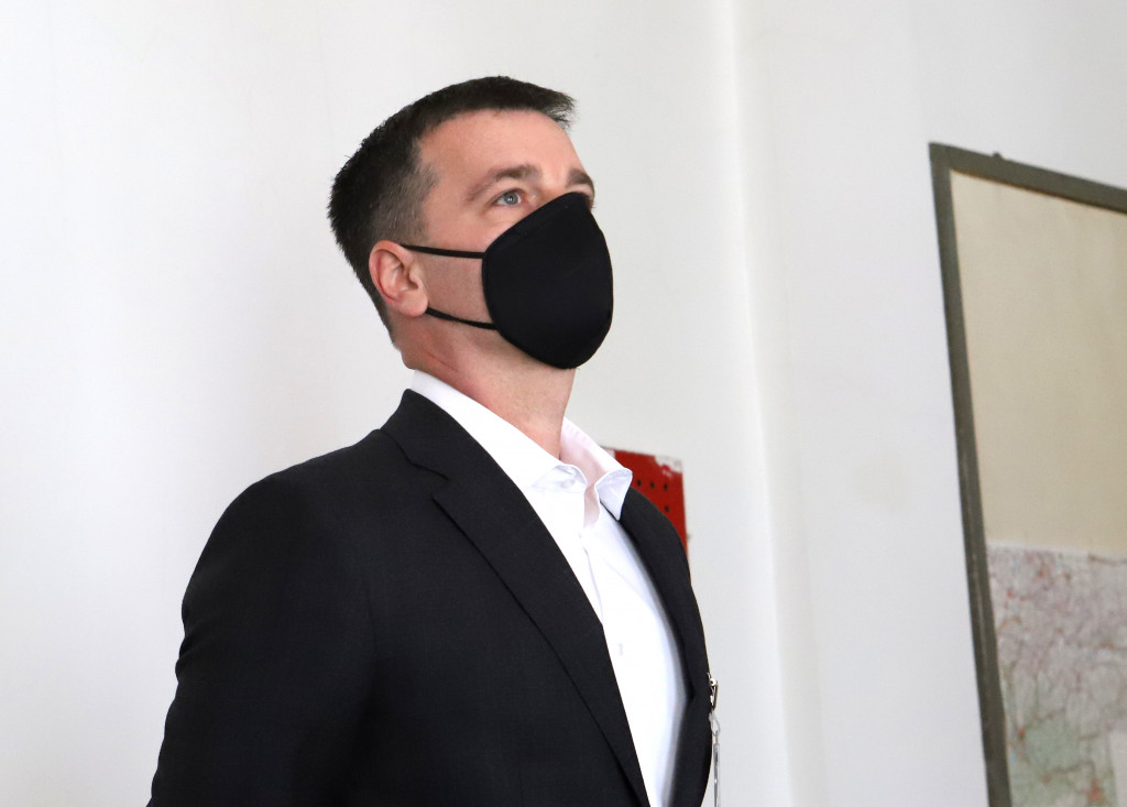 611a8b28-7be1-4d48-a560-d9d70915469a